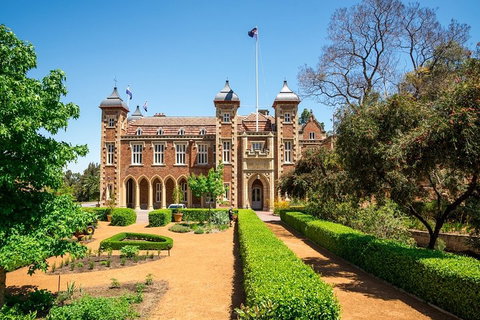 Perth Scavenger Hunt: Perched On A Swan - Accommodation Newcastle 0