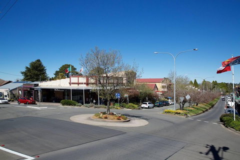 Private Blue Mountains Escape The Crowds SUV Tour - Accommodation Newcastle 4