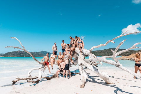 4 Day & 3 Night Whitsunday Islands & Outer Reef Sailing Adventure On Condor - Accommodation Newcastle 0