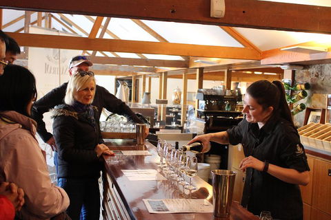 Barossa And Hahndorf Day Trip From Adelaide Including Wine Tasting And Lunch - Accommodation Newcastle 0