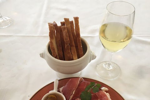 Personalised, All-inclusive Day Tours Of The Hunter Valleys Finest Venues - Accommodation Newcastle 2