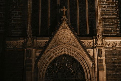 Melbourne After Dark 2-hour Walking Tour - Accommodation Newcastle 1