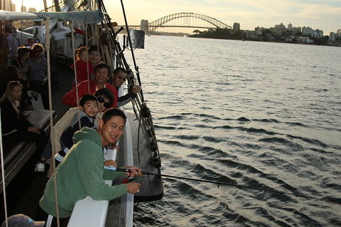 Sydney Harbour Tall Ship Twilight Dinner Cruise - Accommodation Newcastle 5