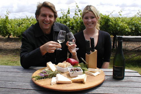 Swan Valley Tour From Perth: Wine, Beer And Chocolate Tastings - Accommodation Newcastle 4